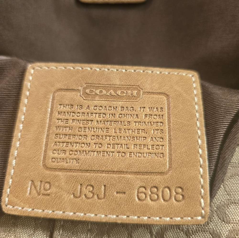 Coach SoHo Vintage Brown Shoulder Bag EUC - Picture 7 of 8